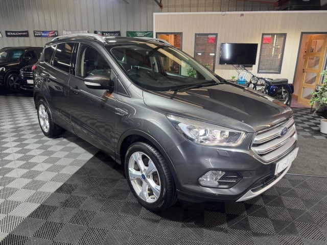 FORD KUGA