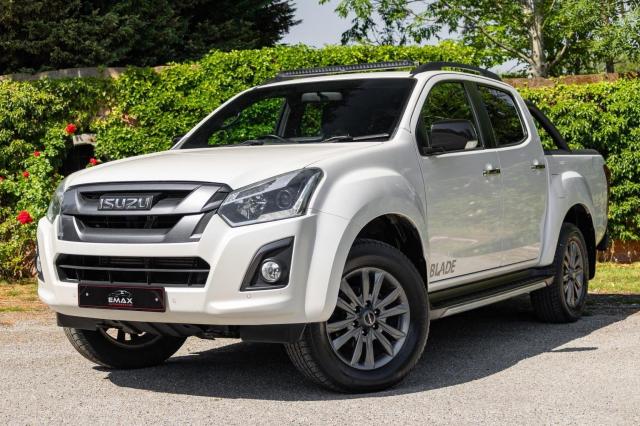 ISUZU D-MAX 1.9 TD Blade Auto 4WD Euro 6 4dr