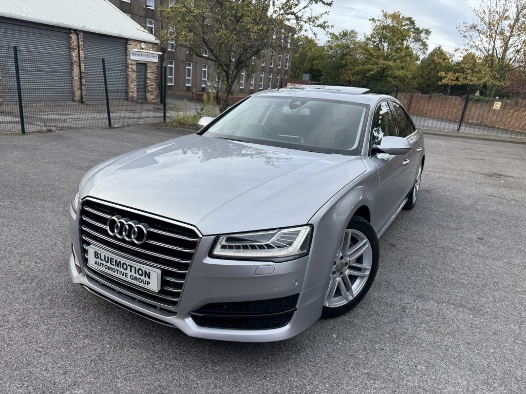 AUDI A8