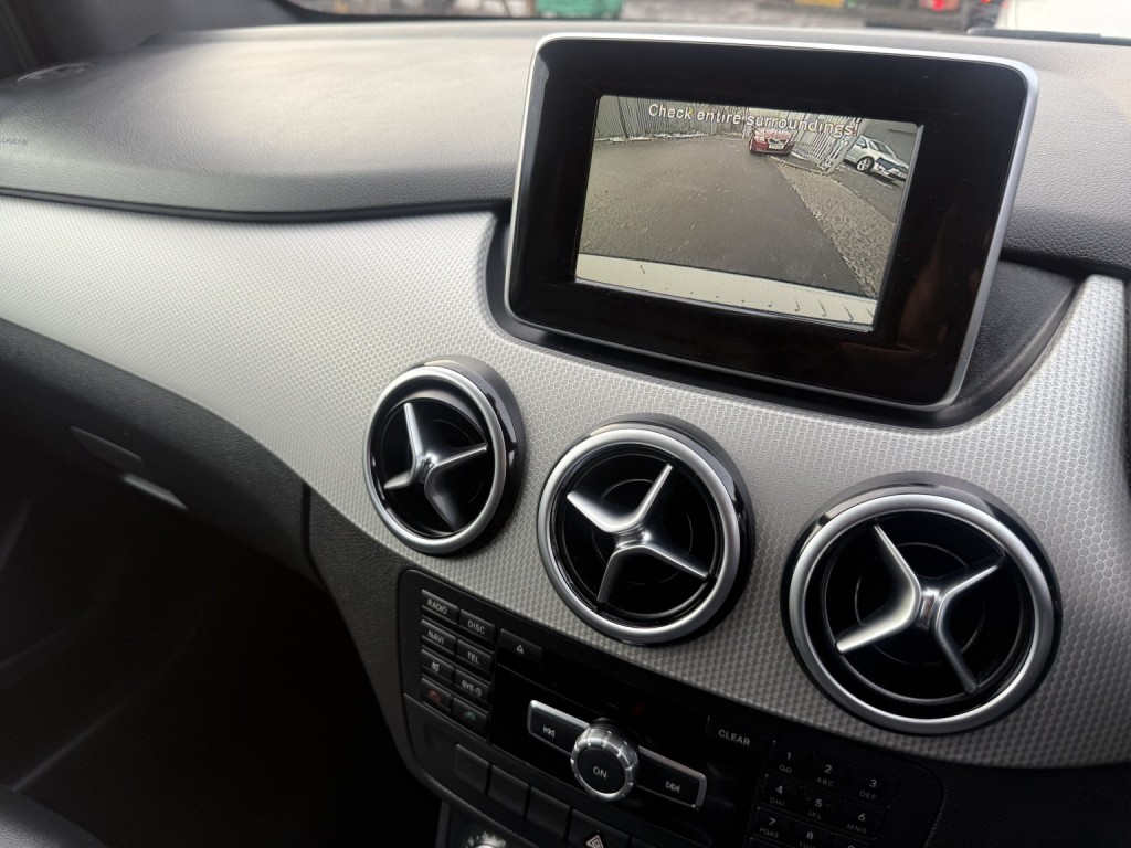MERCEDES-BENZ B CLASS