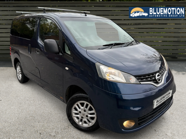 NISSAN NV200