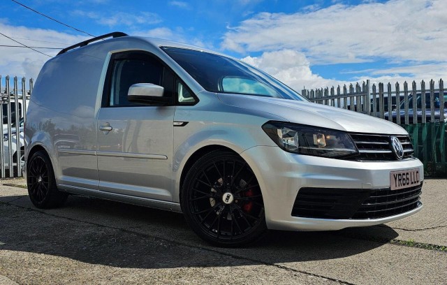 VOLKSWAGEN CADDY