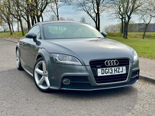 AUDI TT