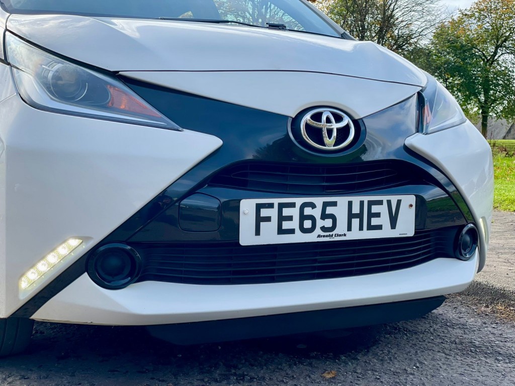TOYOTA AYGO