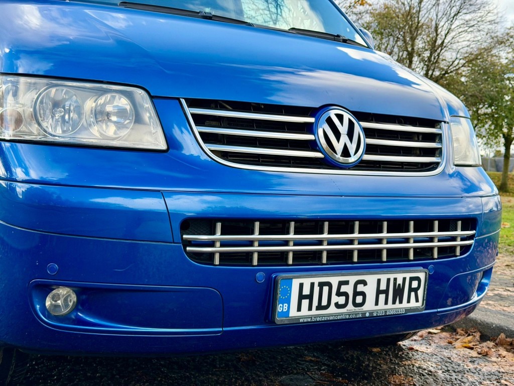 VOLKSWAGEN CARAVELLE