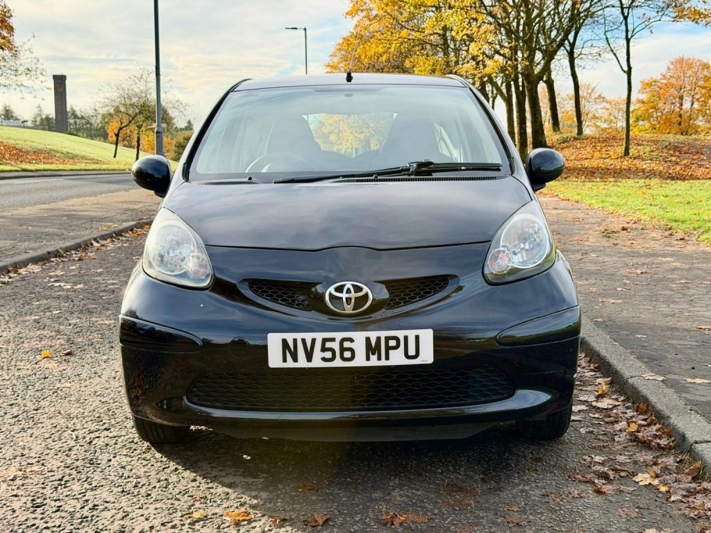 TOYOTA AYGO