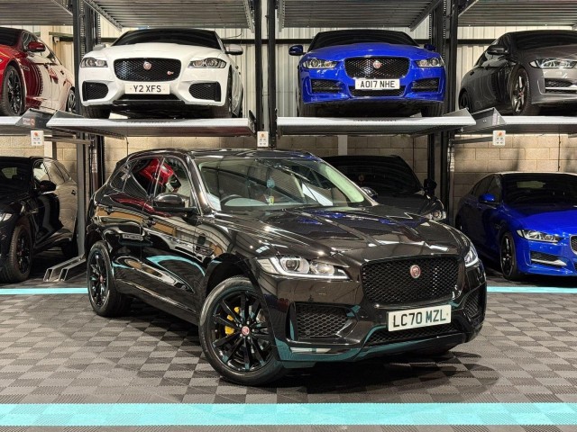 JAGUAR F-PACE