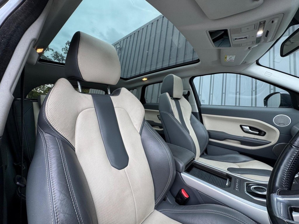 LAND ROVER RANGE ROVER EVOQUE