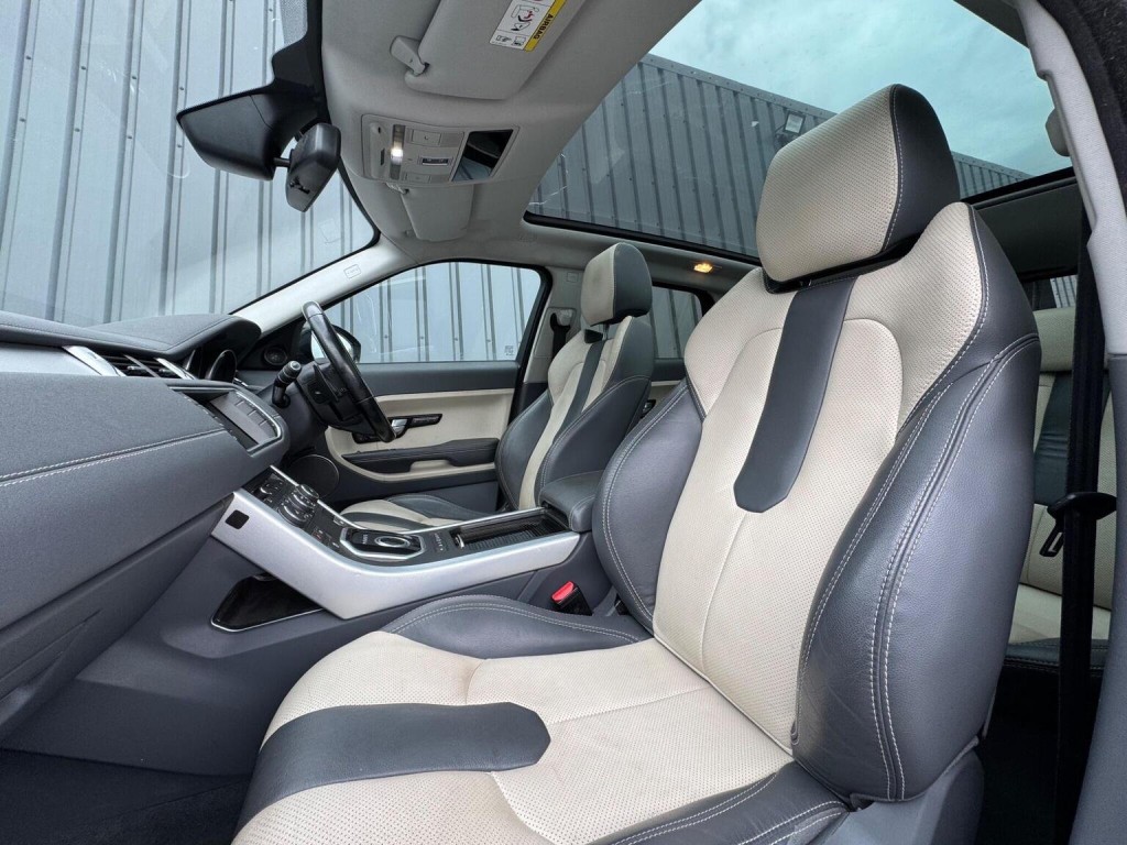 LAND ROVER RANGE ROVER EVOQUE