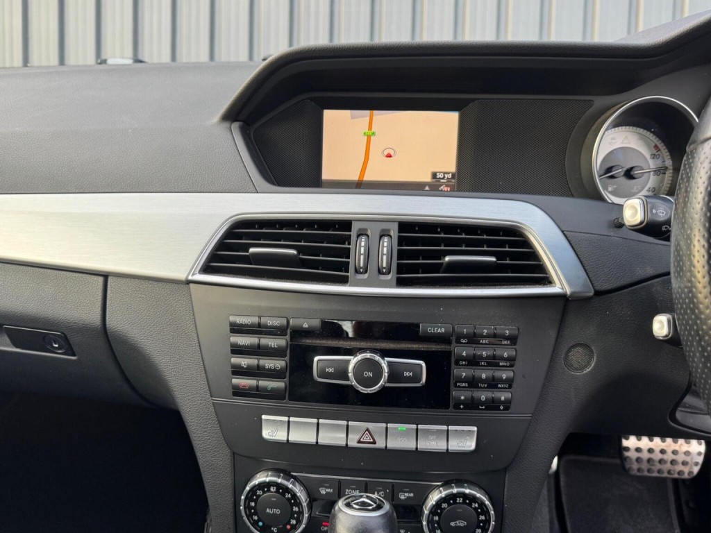 MERCEDES-BENZ C CLASS