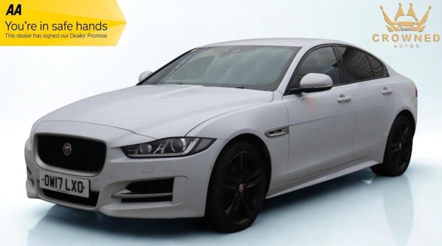 JAGUAR XE