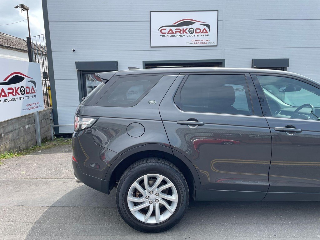 LAND ROVER DISCOVERY SPORT