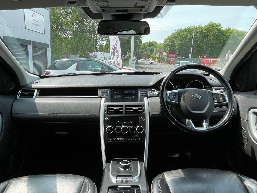 LAND ROVER DISCOVERY SPORT