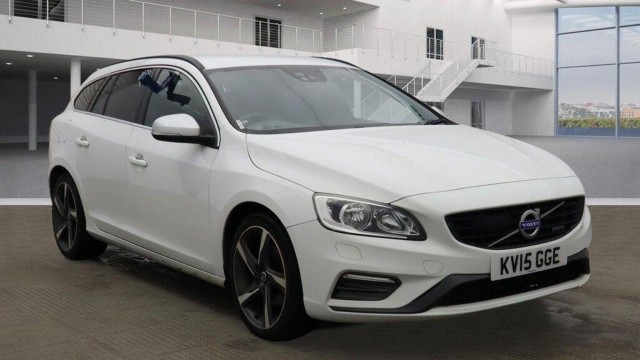 VOLVO V60 2.0 D4 R-Design Nav Geartronic Euro 6 (s/s) 5dr (2015/15)