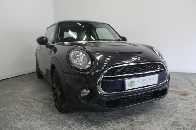 MINI HATCH 2.0 Cooper SD Euro 6 (s/s) 3dr (2015/65)