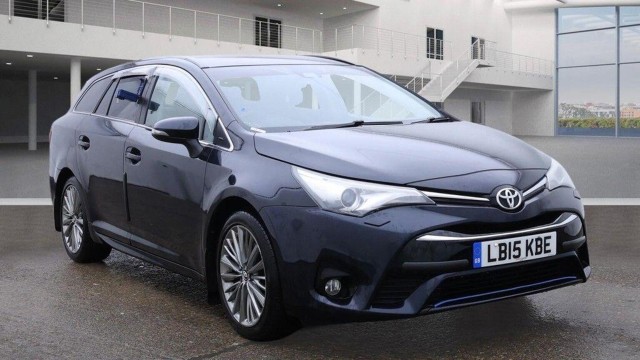 TOYOTA AVENSIS 2.0 D-4D Excel Touring Sports Euro 6 (s/s) 5dr (2015/15)