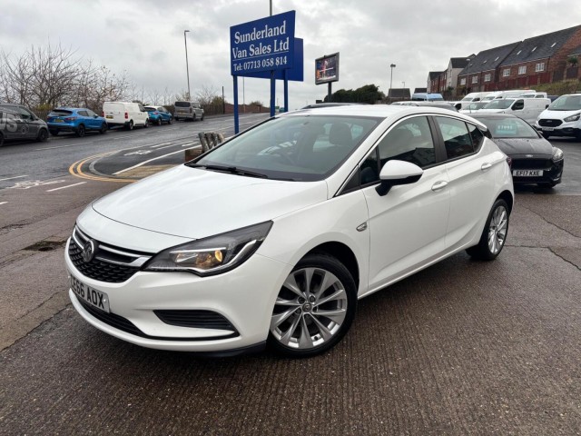 VAUXHALL ASTRA