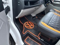 VOLKSWAGEN CAMPERVAN