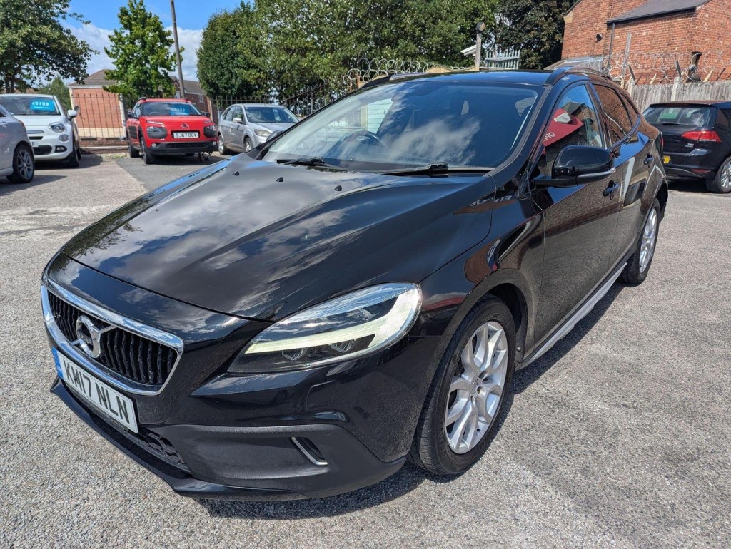 VOLVO V40 CROSS COUNTRY