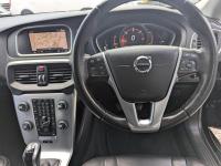 VOLVO V40 CROSS COUNTRY