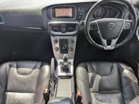 VOLVO V40 CROSS COUNTRY