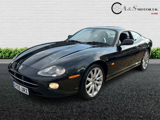 JAGUAR XK8