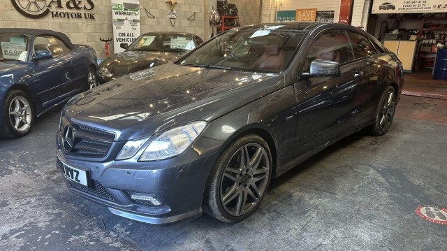 MERCEDES-BENZ E CLASS