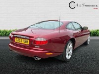 JAGUAR XK8