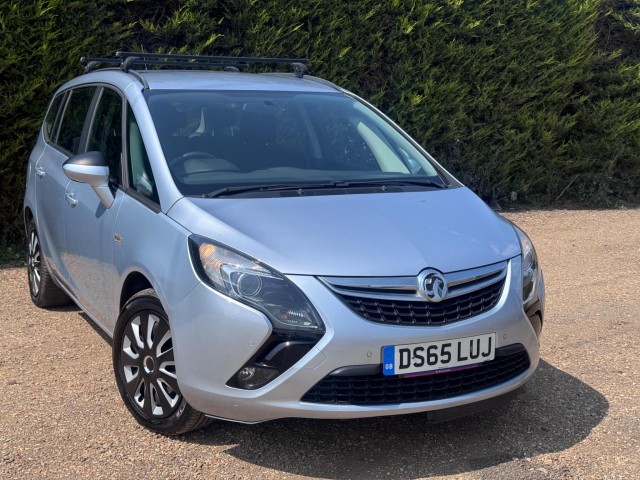 VAUXHALL ZAFIRA TOURER 1.4i Turbo Exclusiv Euro 6 5dr