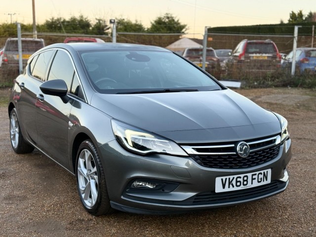 VAUXHALL ASTRA 1.6 CDTi BlueInjection SRi Nav Auto Euro 6 (s/s) 5dr