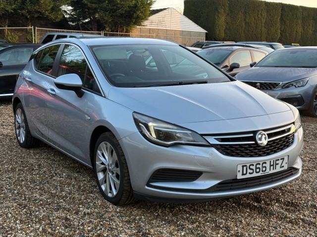 VAUXHALL ASTRA 1.4i Design Euro 6 5dr
