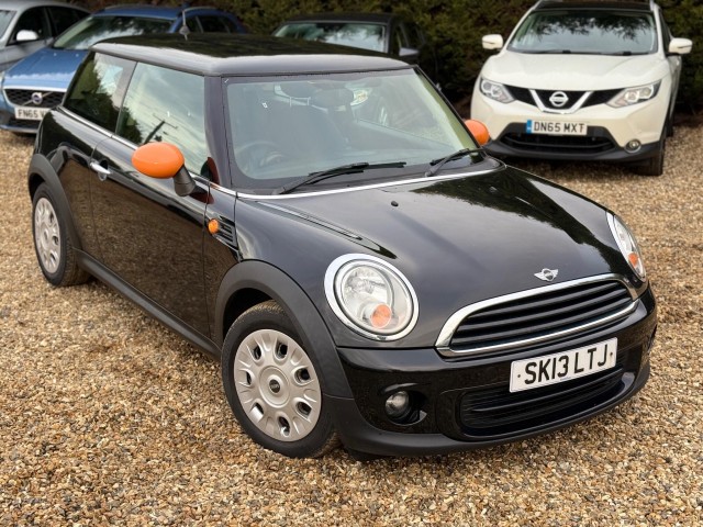 MINI HATCH 1.6 First Euro 6 3dr