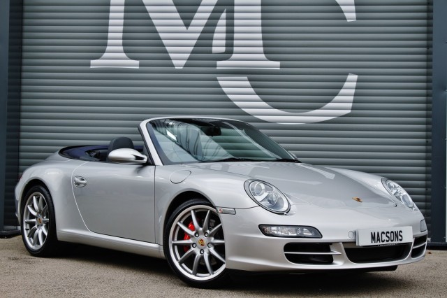 PORSCHE 911 3.8 997 Carrera S (2006)