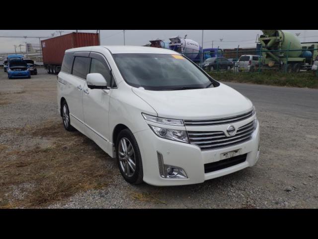 NISSAN ELGRAND 3.5 Highway Star Premium 4WD 5dr 7 Seats (2013/63)