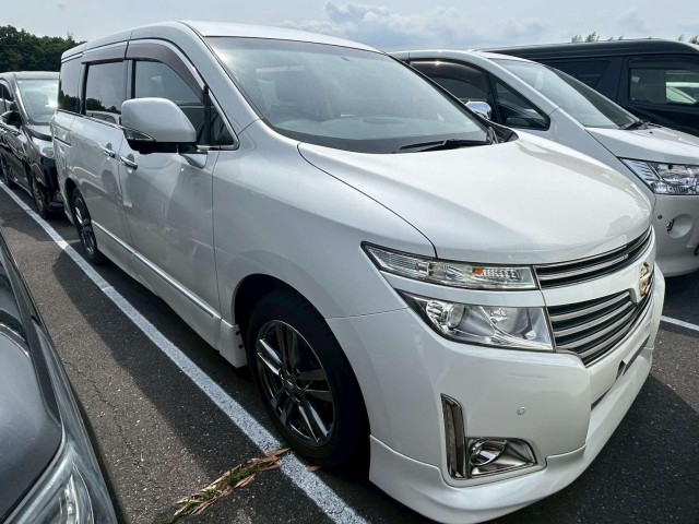 NISSAN ELGRAND 2.5 HIGHWAY STAR URBAN CHROME 5DR 7 SEATS (2012/12)