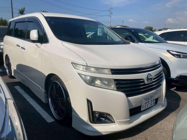 NISSAN ELGRAND 350HIGHWAY STAR URBAN CHROME (2012/62)