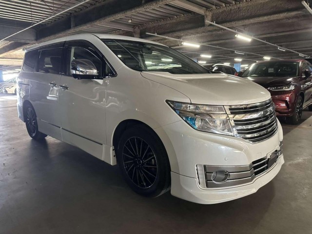 NISSAN ELGRAND 3.5 RIDER 8 SEATS (2010/60)