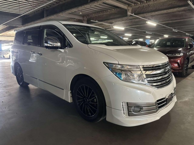NISSAN ELGRAND 3.5 RIDER 8 SEATS (2010/60)