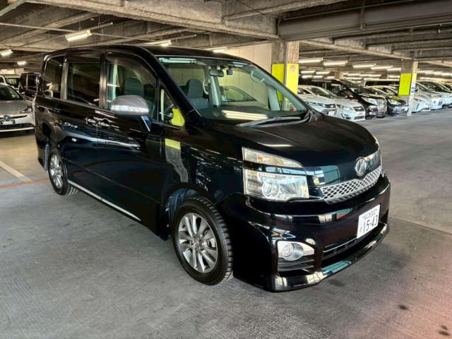 TOYOTA VOXY 2.0 ZS Kirameki II 5dr 8 Seats (2012/12)