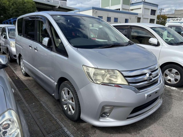 NISSAN SERENA 2.0 Highway Star S-Hybrid 5dr 8 Seats (2012/62)