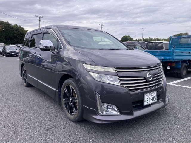 NISSAN ELGRAND 3.5 V6 Highway Star Premium 4WD 5dr 7 Seats (2013/63)