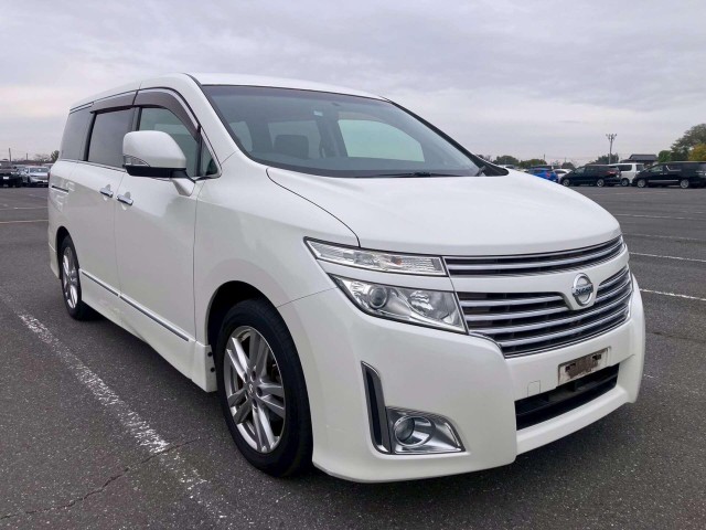 NISSAN ELGRAND 2.5 Highway Star 5dr 7 Seats (2010/10)