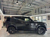LAND ROVER DEFENDER 110