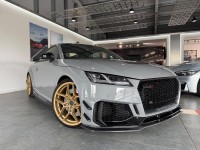 AUDI TT RS