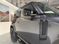 LAND ROVER DEFENDER 90