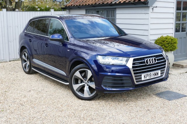 AUDI Q7