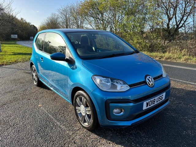 VOLKSWAGEN UP