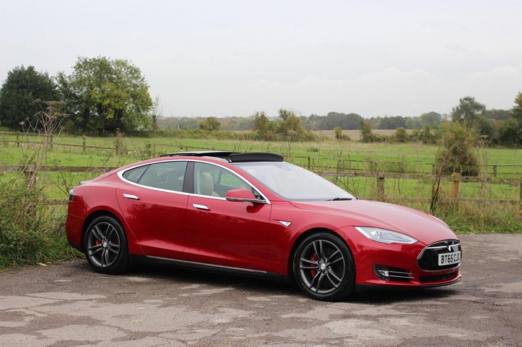 TESLA MODEL S