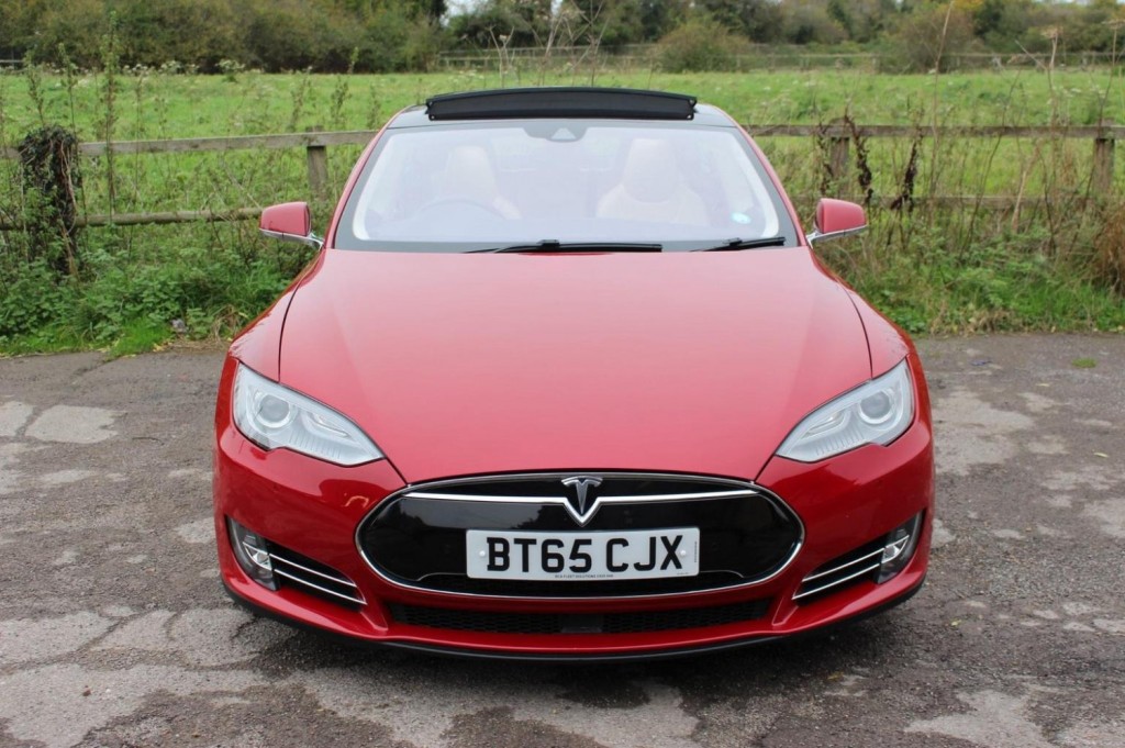 TESLA MODEL S