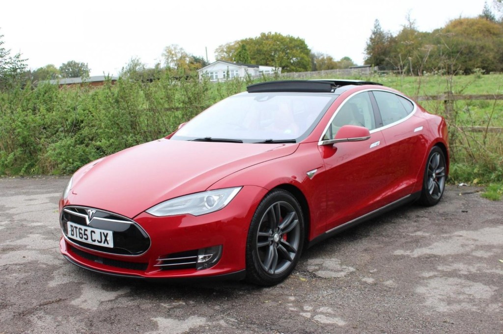 TESLA MODEL S